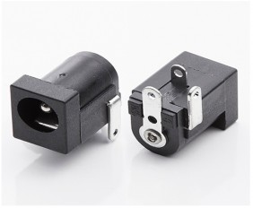 DC POWER JACK 90° DIP